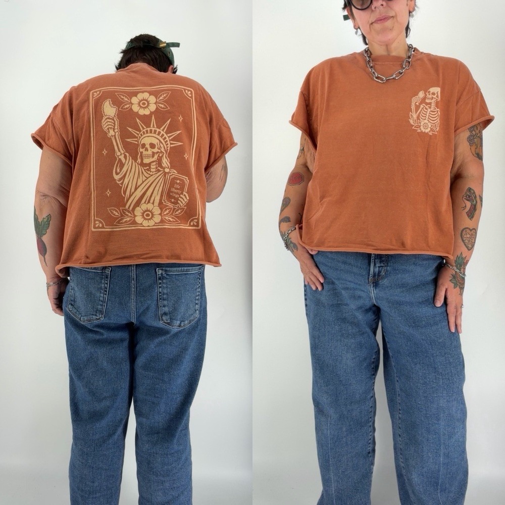Comfort colors goth skeleton chicken wings shirt cropped boxy tee plus size 2X